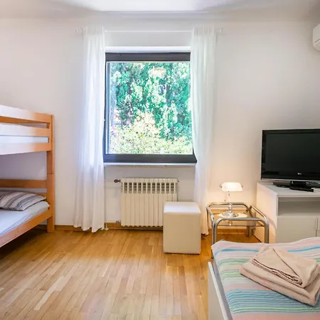 Nyaraló Pet Friendly In With Wifi Portorož