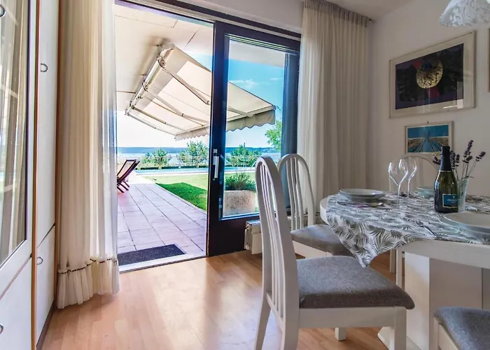 度假居 Pet Friendly In With Wifi 波尔托罗