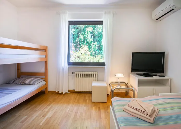 度假居 Pet Friendly In With Wifi 波尔托罗