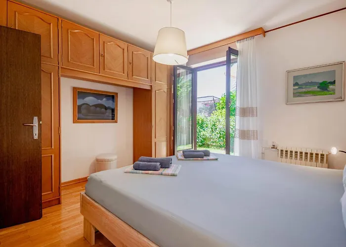 Pet Friendly In With Wifi 度假居